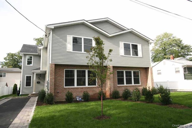 property at 41 Mohegan Ave