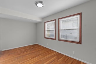 205 Perthshire Rd in St. Louis, MO - Building Photo - Building Photo