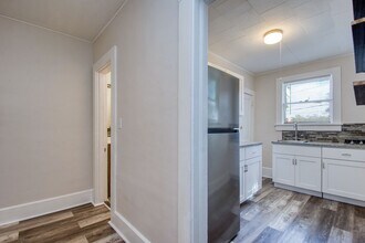731 10th St N in St. Petersburg, FL - Building Photo - Building Photo