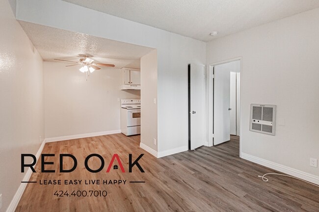 property at 200 E Gladstone St