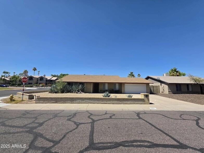 4402 E Pershing Ave in Phoenix, AZ - Building Photo