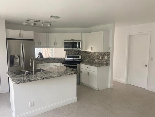 3749 NW 107th Way in Sunrise, FL - Building Photo - Building Photo
