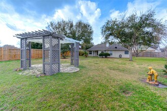 14802 Newton Falls Ln in Sugar Land, TX - Foto de edificio - Building Photo