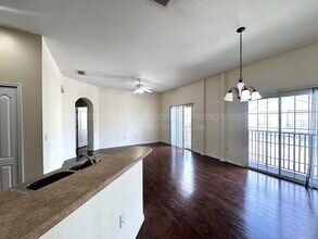 1985 Estancia Cir in Kissimmee, FL - Building Photo - Building Photo