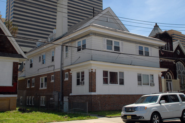 5 S Chelsea Ave in Atlantic City, NJ - Building Photo - Building Photo