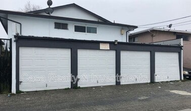 3371 E Andy St in Long Beach, CA - Building Photo - Building Photo