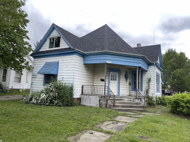 property at 103 N Beard St