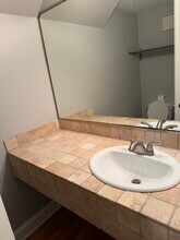 1049 Newport Harbor in Schaumburg, IL - Building Photo - Building Photo