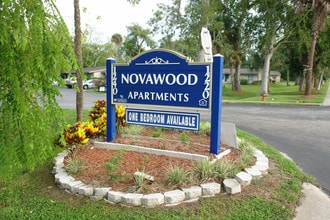 Nova Wood Apartments in Daytona Beach, FL - Foto de edificio - Building Photo