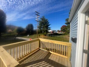 238 Wetzel St in New Martinsville, WV - Building Photo - Building Photo