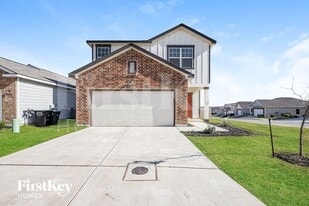 13506 Summer Light in Saint Hedwig, TX - Building Photo