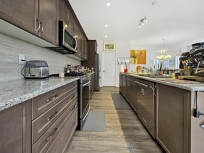 1097-1140 140 Ave NW in Calgary, AB - Building Photo - Building Photo