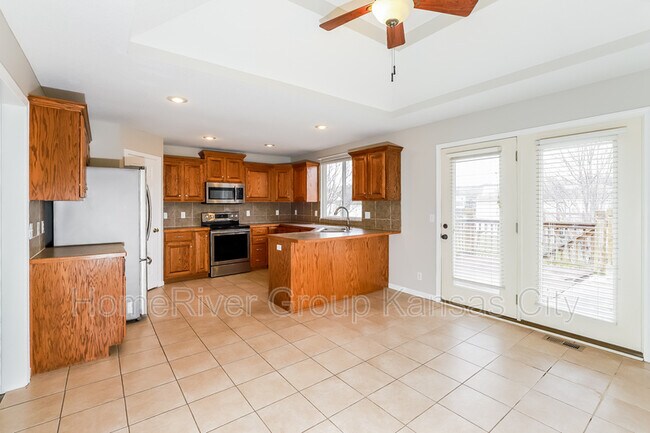 property at 3806 Lexington Ct