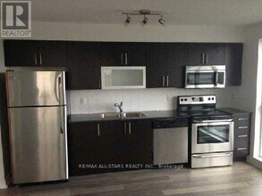 50 Town Centre Court in Toronto, ON - Building Photo - Building Photo