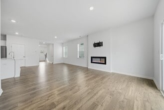 1131 37th Ave Lane NE in Hickory, NC - Building Photo - Building Photo