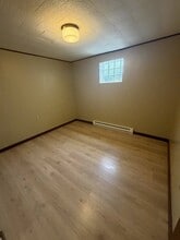 91 W 5th St in Frazeysburg, OH - Building Photo - Building Photo