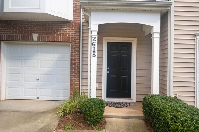 property at 2615 Wyntercrest Ln
