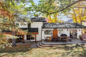 2203 Holyoke Dr in Boulder, CO - Building Photo - Building Photo