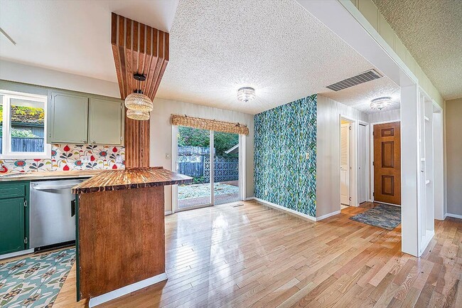 property at 208 Oregon Terrace