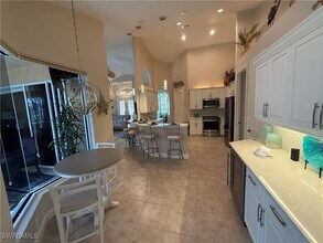 121 Bonita Ct in Marco Island, FL - Building Photo - Building Photo