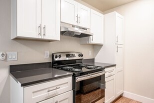 Vista in San Jose, CA - Building Photo