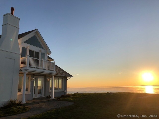 2 Point Rd in Old Saybrook, CT - Building Photo