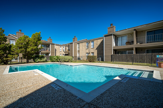 Kirkwood Landing Apartments in Houston, TX - Building Photo - Building Photo