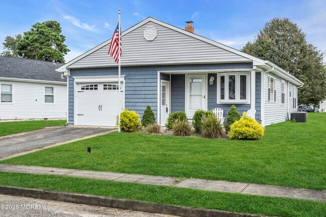23 San Jacinto St in Toms River, NJ - Building Photo - Building Photo