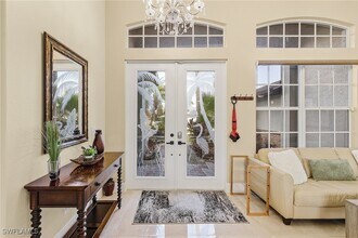4733 SW 24th Ave in Cape Coral, FL - Foto de edificio - Building Photo