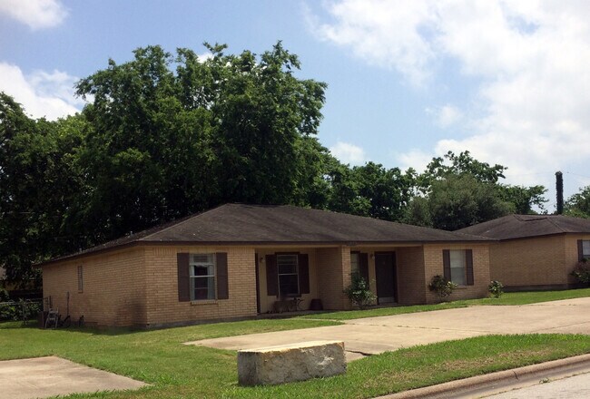 property at 3612 Elliott St