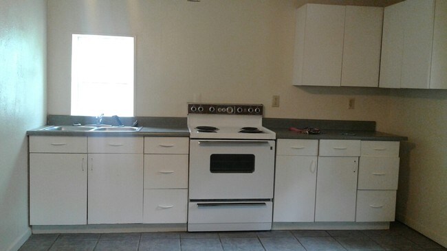 1207 E Canby St-Unit -C in Laramie, WY - Building Photo - Building Photo