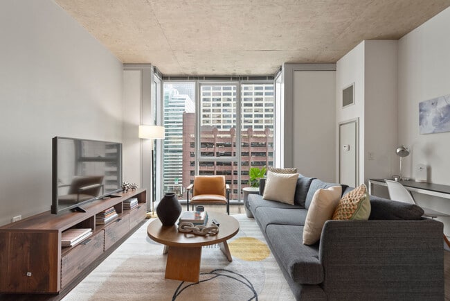 236 W Lake St