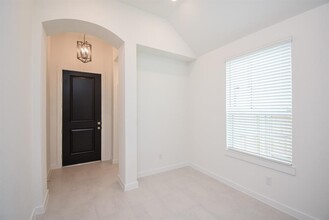 5115 Murillo Dr in Arcola, TX - Building Photo - Building Photo