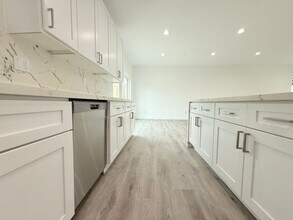 9117 N Nilo Ln in Los Angeles, CA - Building Photo - Building Photo
