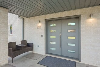 6319 Windmill Cir in Dallas, TX - Building Photo - Building Photo