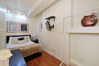 485 9th Ave, Unit SI ID1323895P in New York, NY - Building Photo - Building Photo