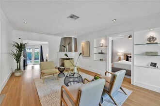 1800 SW 21st St in Miami, FL - Building Photo - Building Photo