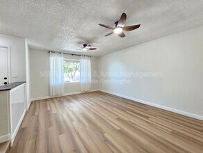 5331 W Diana Ave in Glendale, AZ - Building Photo - Building Photo