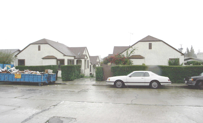 1249-1253 Hyperion Ave in Los Angeles, CA - Foto de edificio - Building Photo