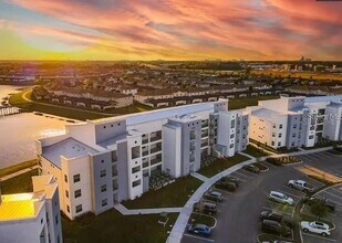 4741 Clock Tower Dr in Kissimmee, FL - Building Photo - Building Photo