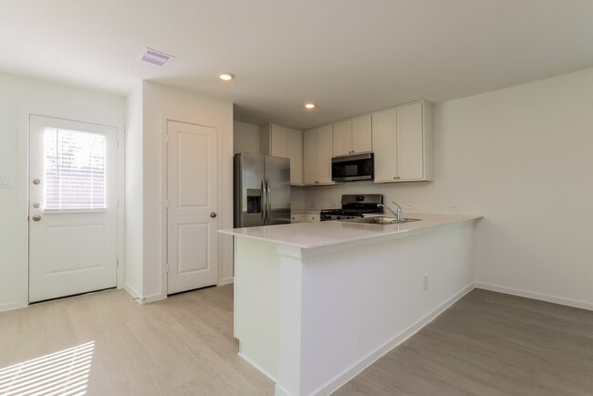 property at 2612 Shady Cedar Ct