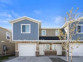 7427 W Laxey St in Magna, UT - Building Photo - Building Photo