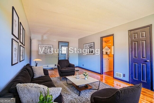 property at 2877 Whispering Hills Dr