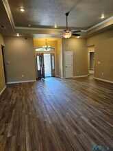 113 Mariposa Dr in Clovis, NM - Building Photo - Building Photo