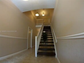 5800 Coach House Cir in Boca Raton, FL - Building Photo - Building Photo