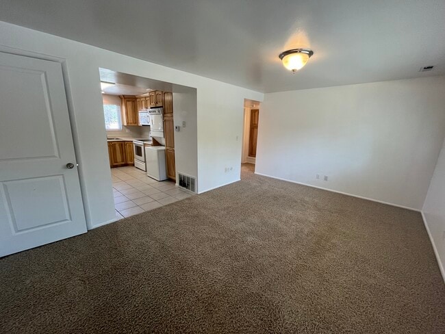 344 S 150 W, Unit 334 S 150 W in Orem, UT - Building Photo - Building Photo