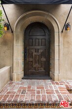 435 Westmount Dr in West Hollywood, CA - Building Photo - Building Photo