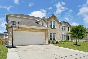 5304 Cascade Ct in Alvin, TX - Building Photo