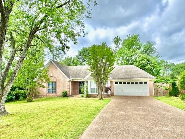 property at 1251 Breezy Gate Dr