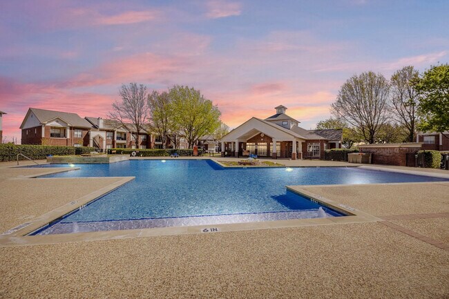 The Gates of Cedar Hill in Cedar Hill, TX - Foto de edificio - Building Photo